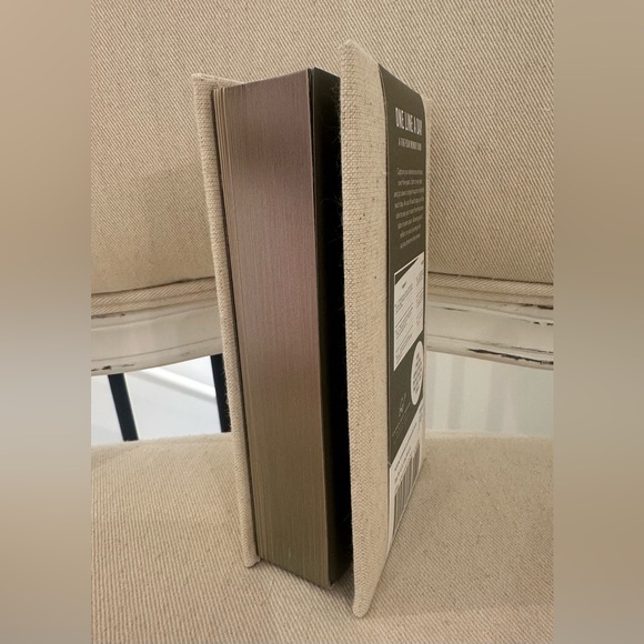 One Line a Day Memory Book Journal NWT - Picture 5 of 7